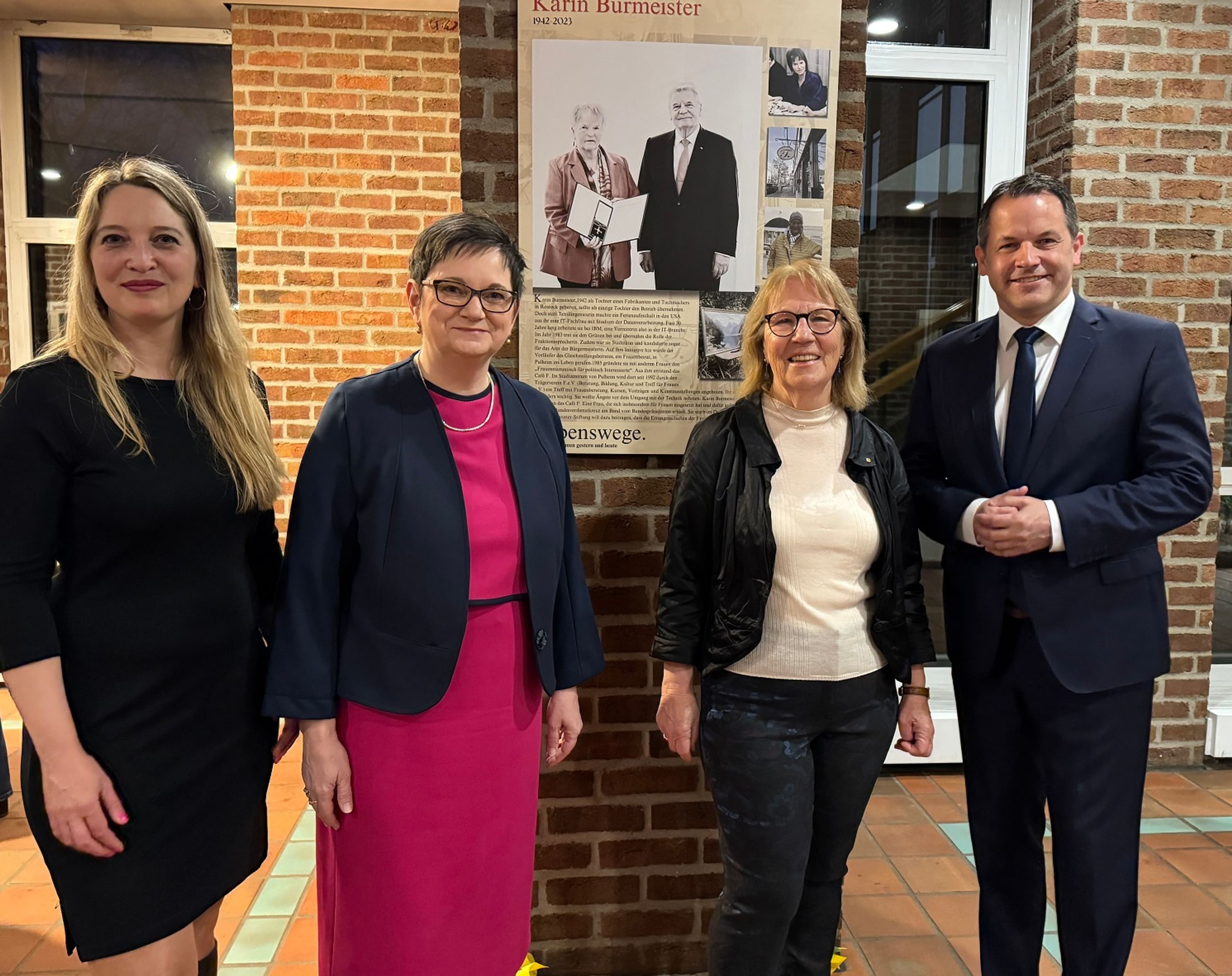 100 Jahre Frauenhistorie in Pulheim