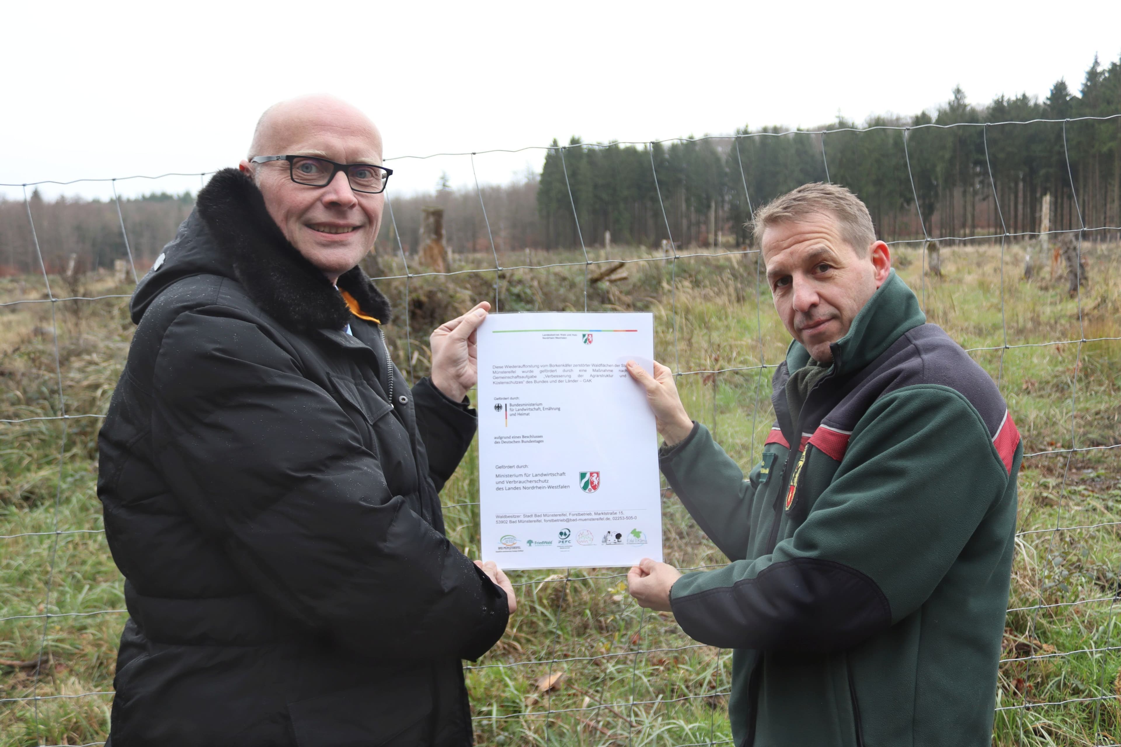 Bad Münstereifel pflanzt Zukunft im Stadtwald