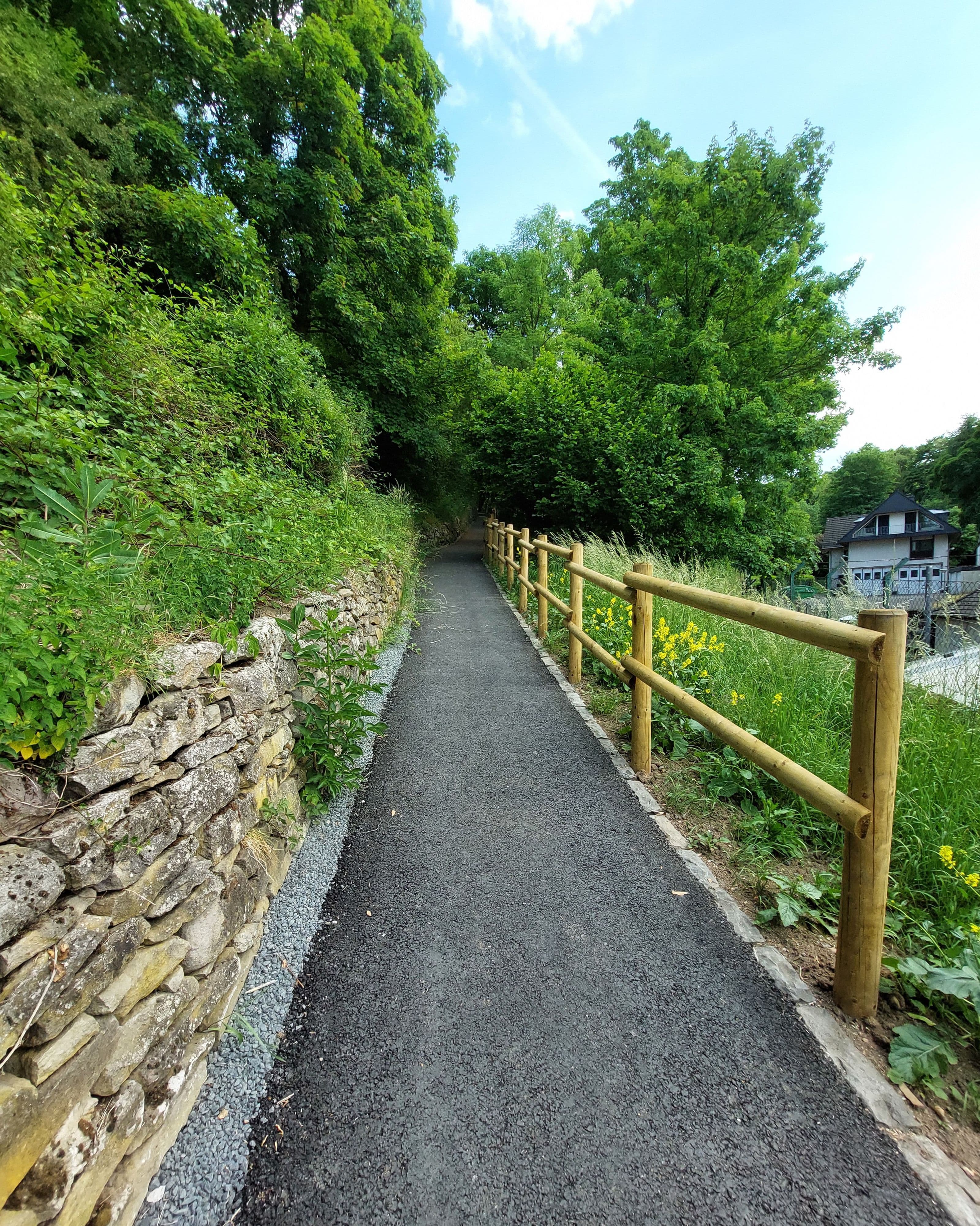 Beliebter Wanderweg in Königswinter endlich wieder offen