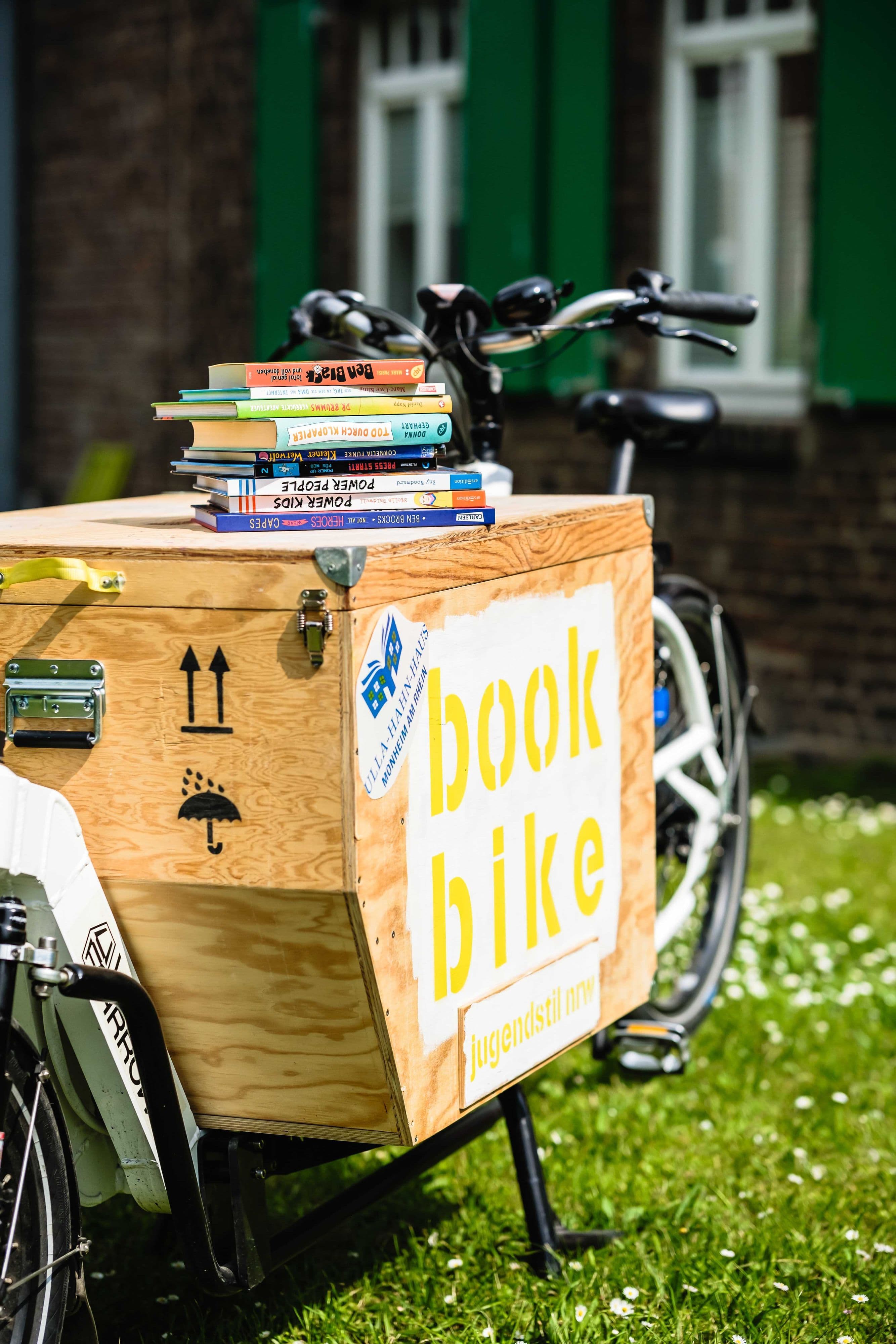 Bookbike NRW macht Halt in Monheim