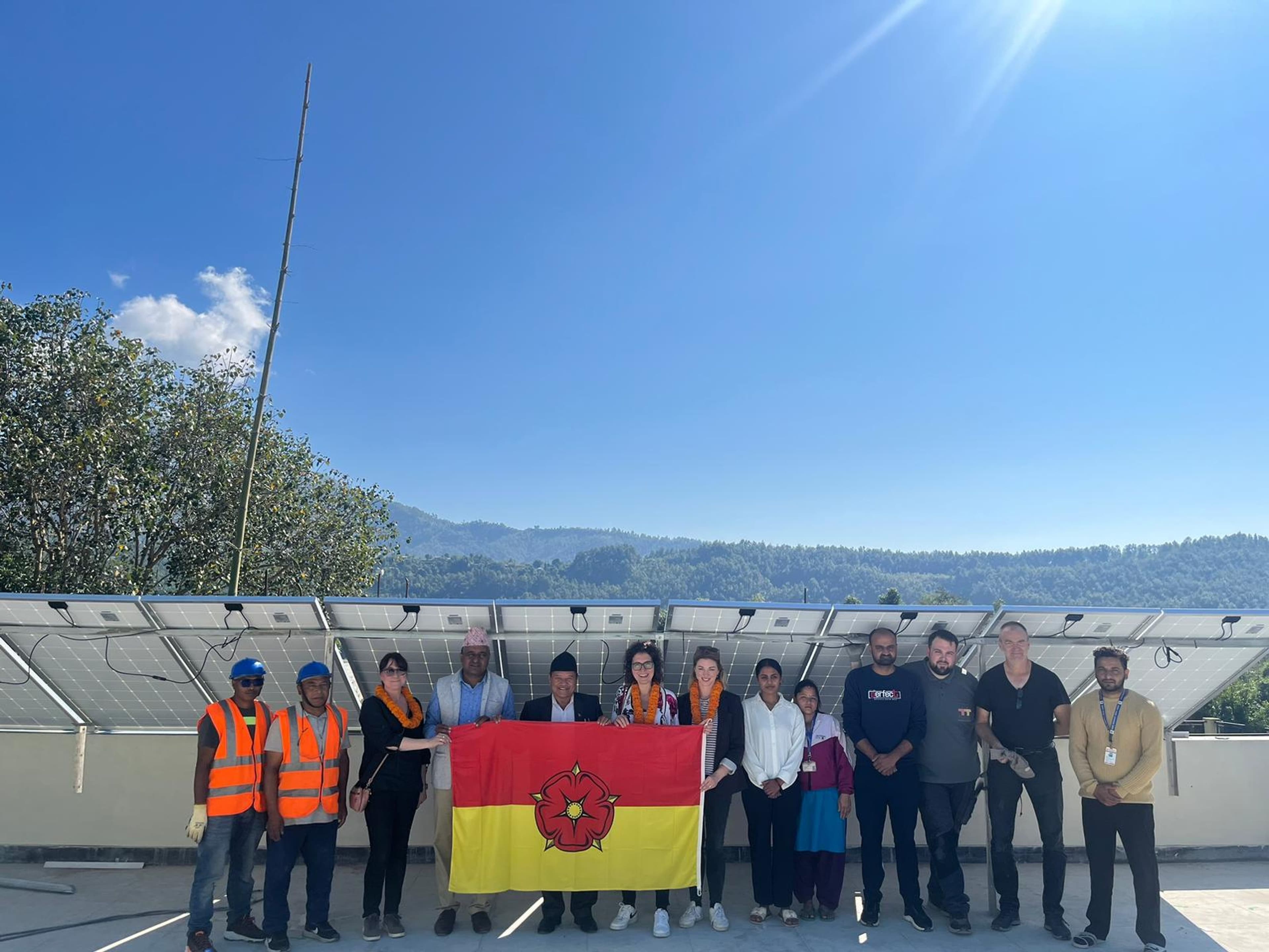 Detmold stärkt Nepal mit nachhaltiger Energie