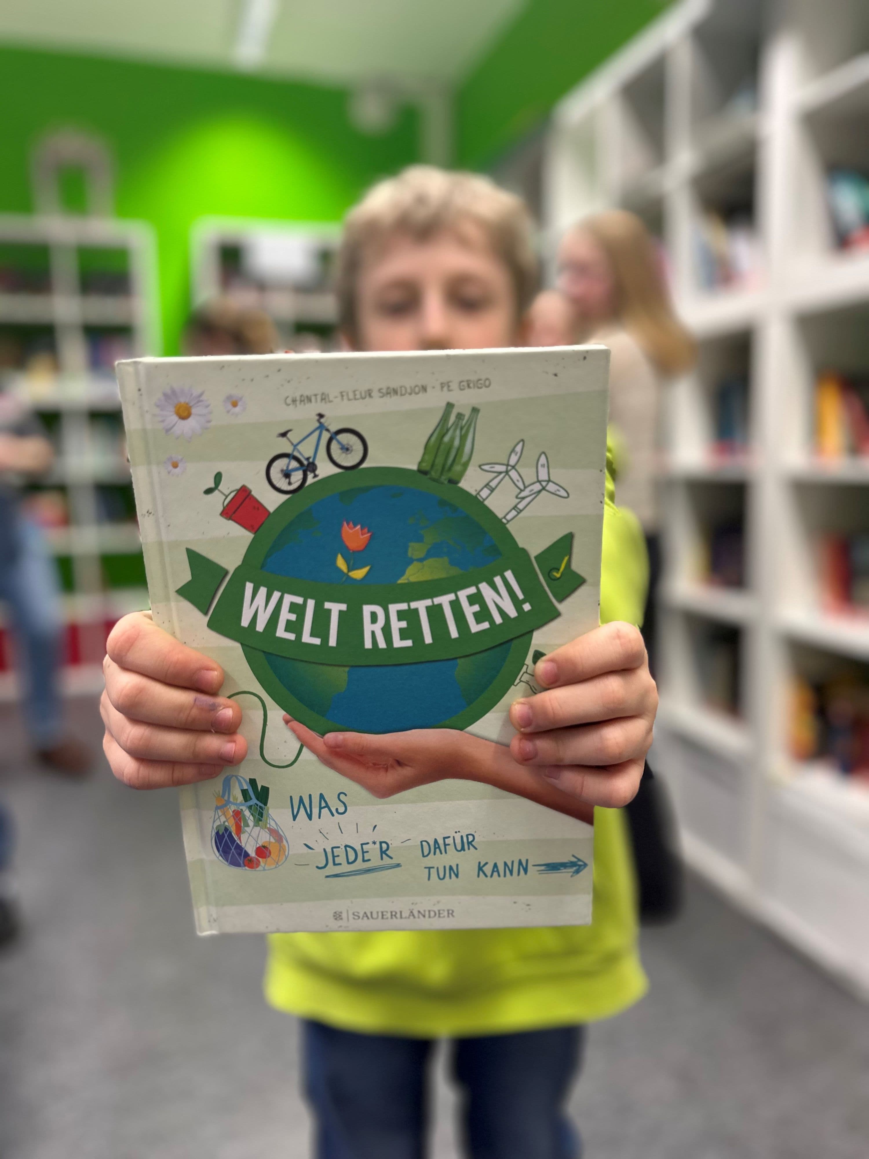 Ein kleiner Bibliotheksraum, eine große Wirkung: Gymnasium Waldstraße setzt auf Nachhaltigkeit