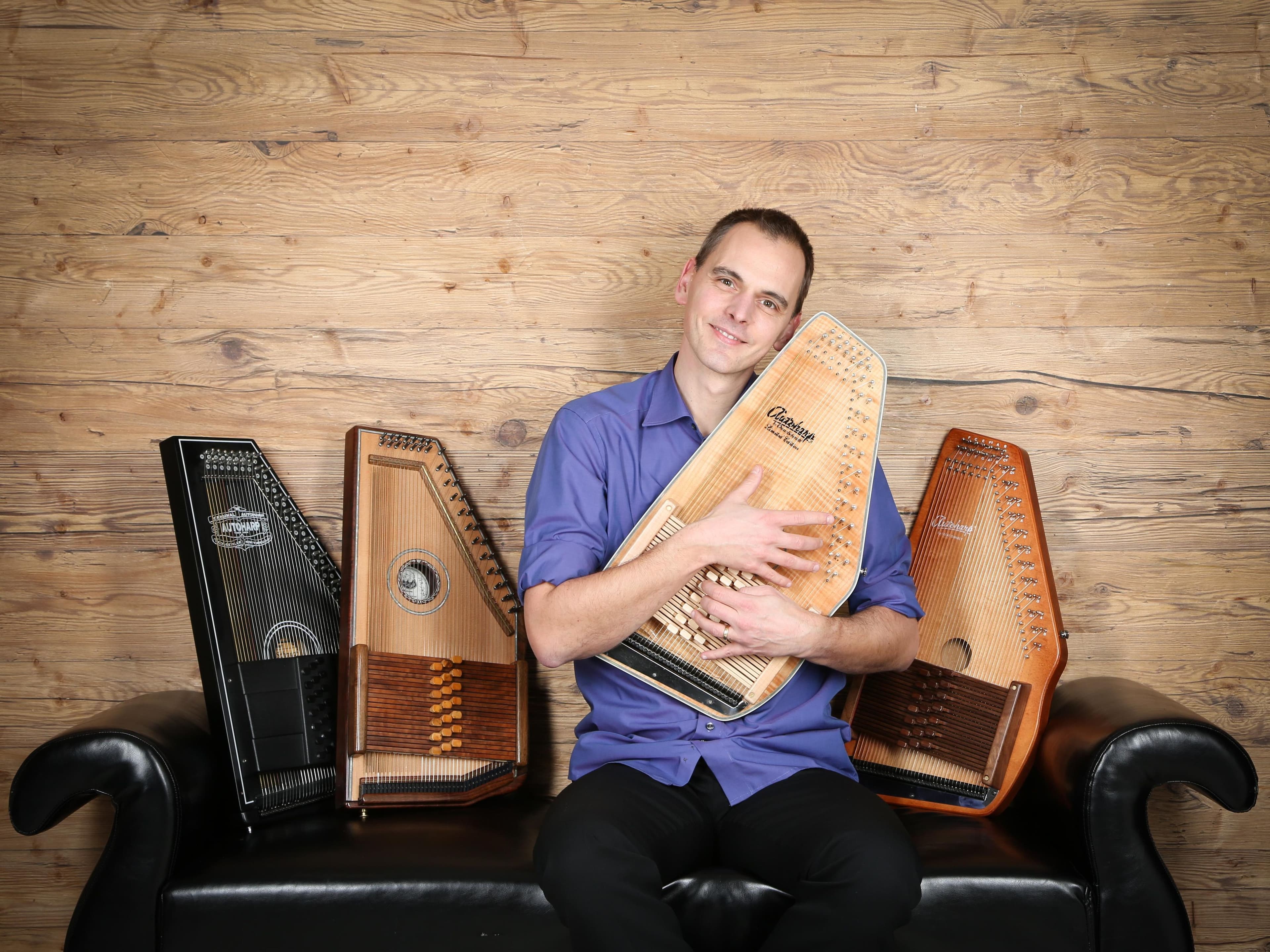 Einzigartiges Autoharp-Konzert in Menden