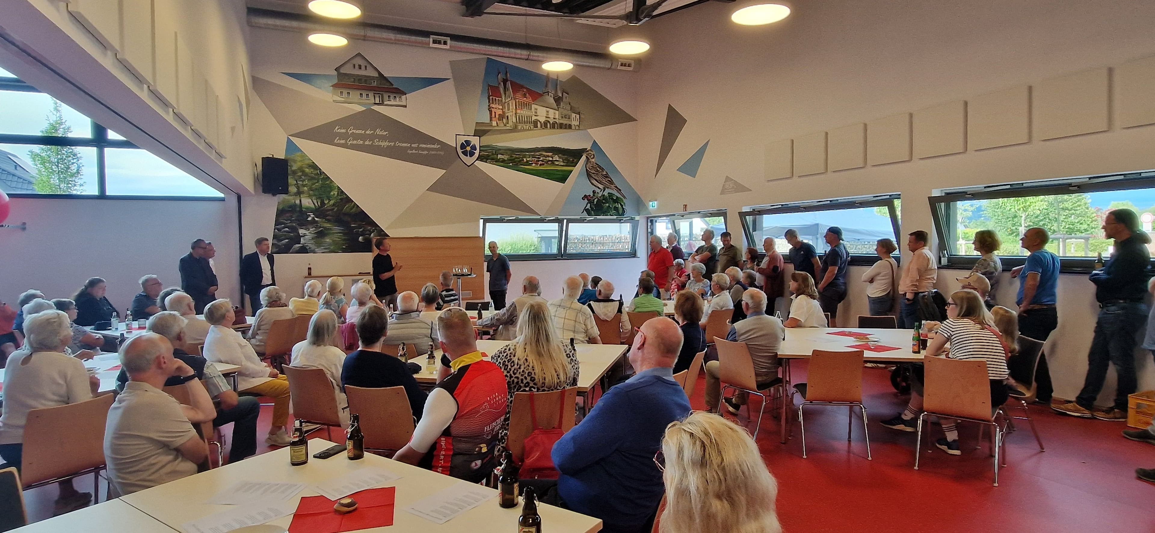 Farbenfrohes Zeichen der Gemeinschaft in Lemgo-Süd