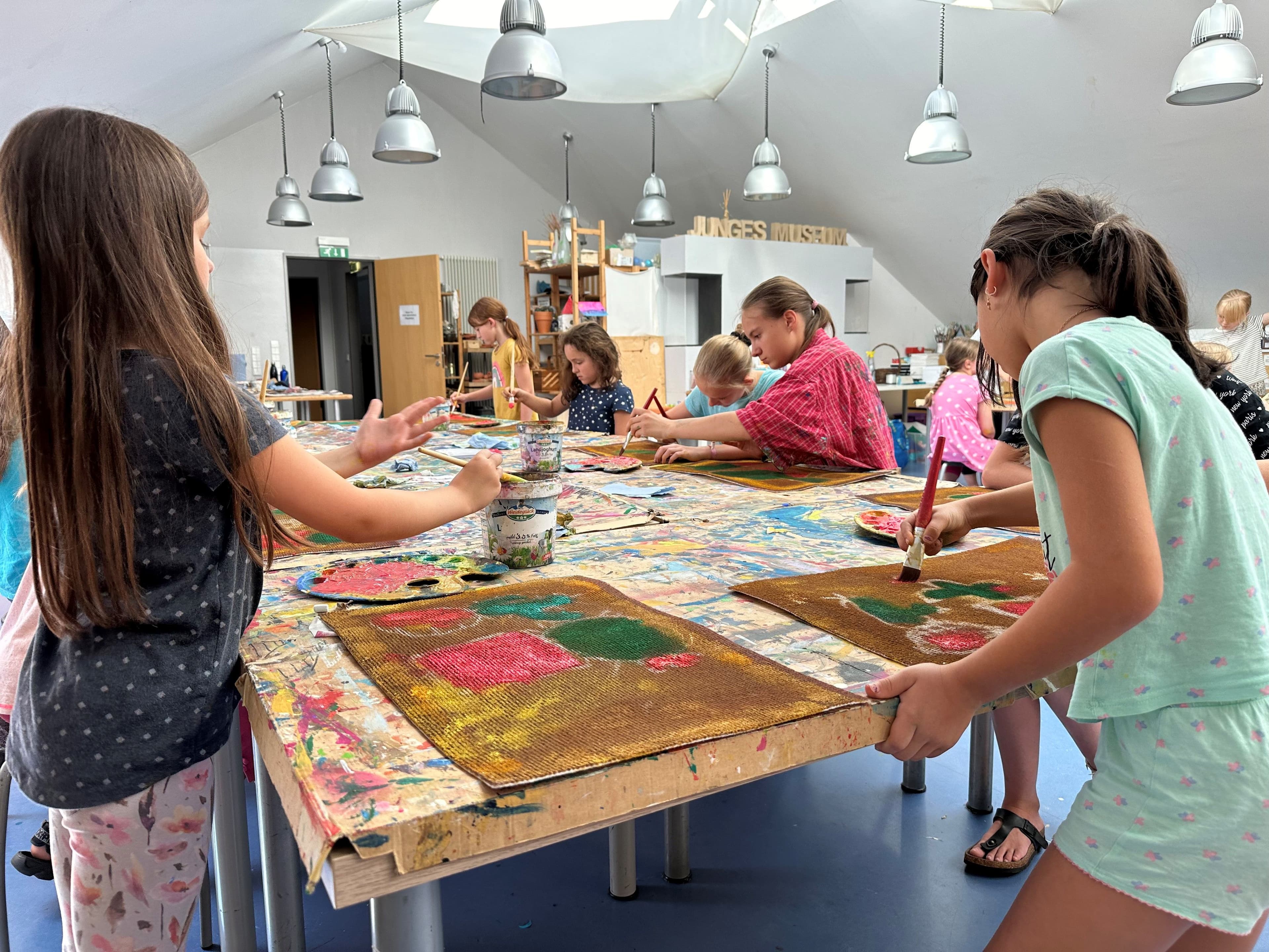 Farbraum – Kunterbunt: Ein Fest der Kreativität im Stadtmuseum