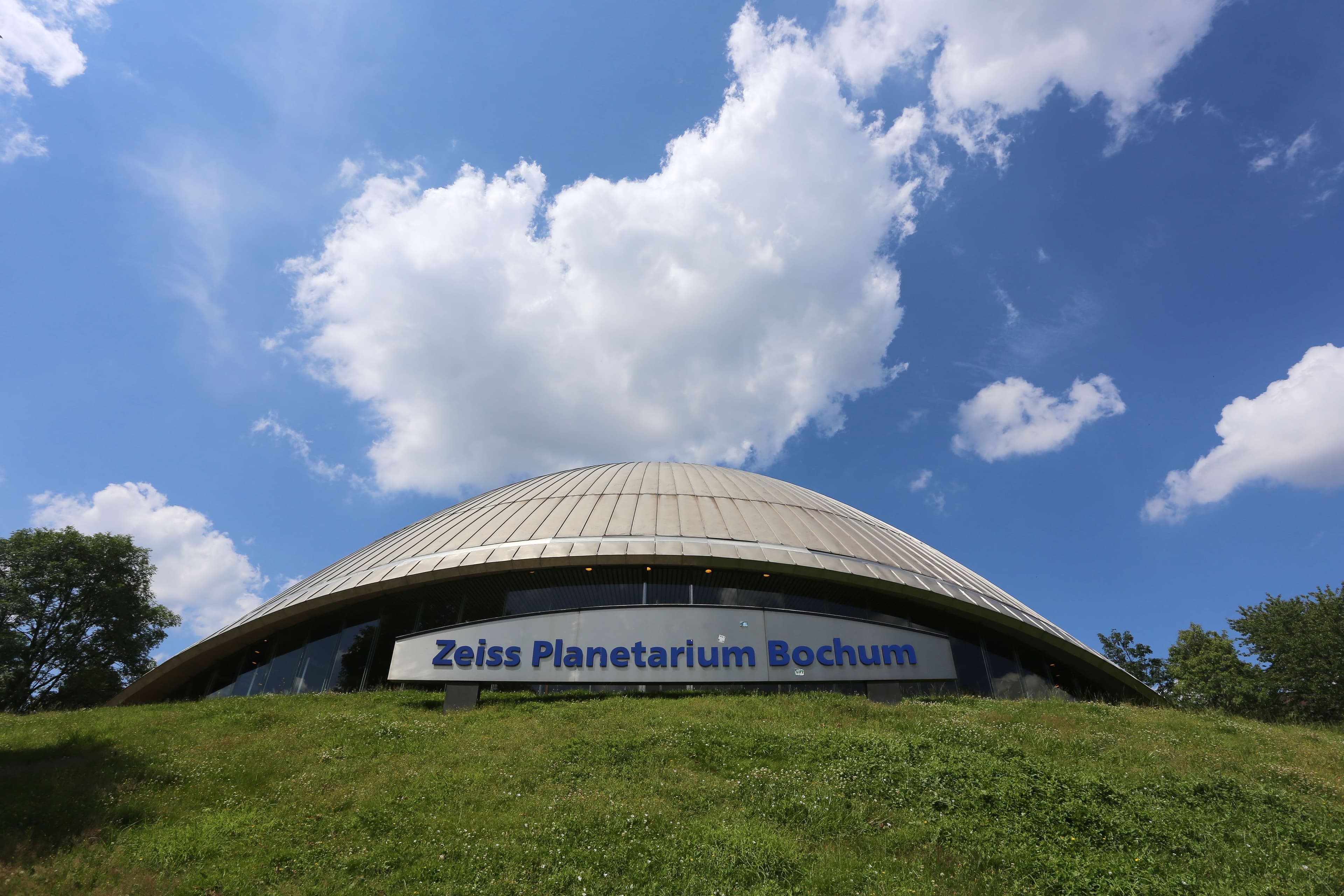 Feiern Sie 60 Jahre Weltraumabenteuer im Herzen von Bochum!