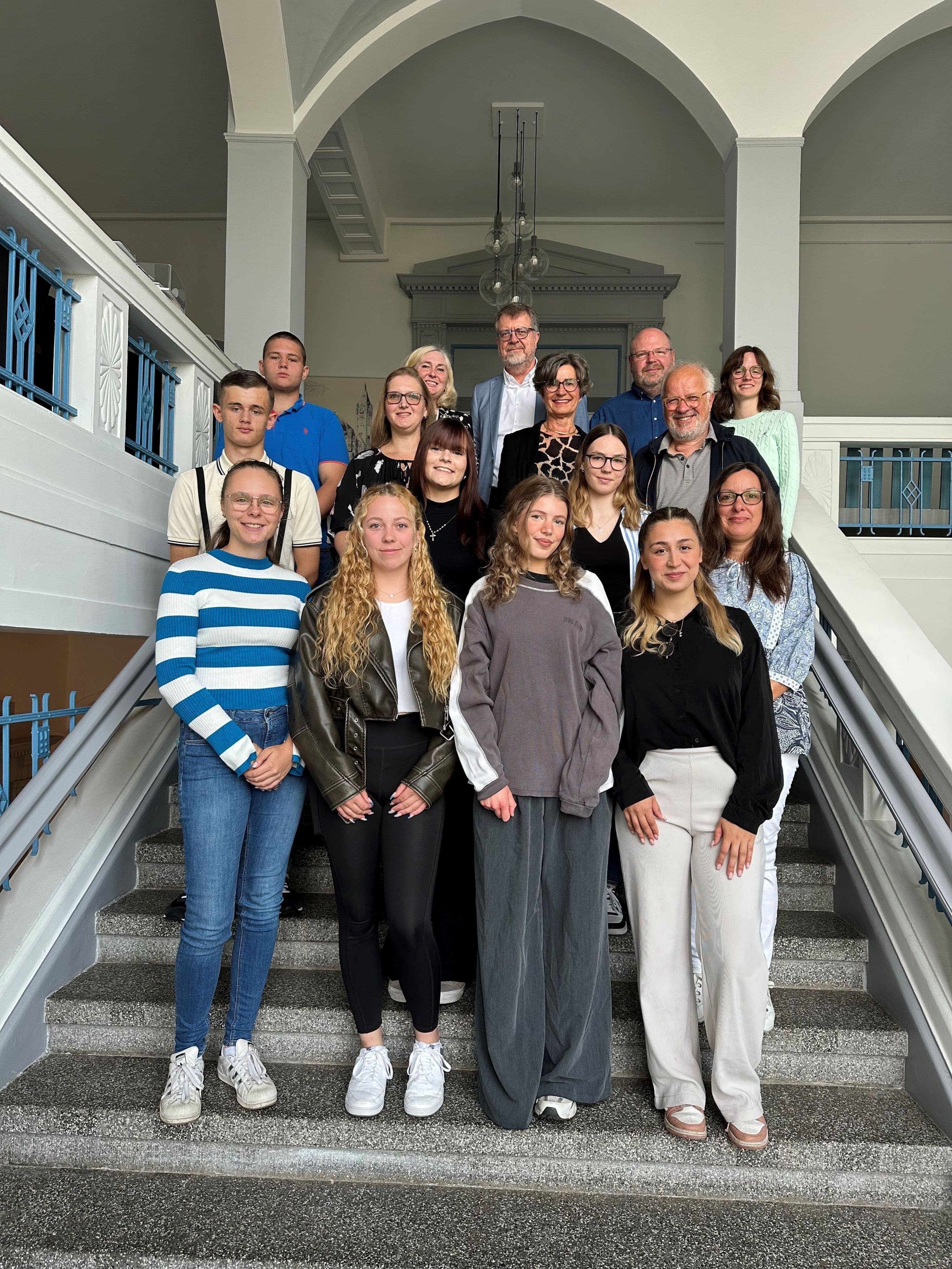 Hattingen startet mit Rekordjahrgang in die Ausbildung