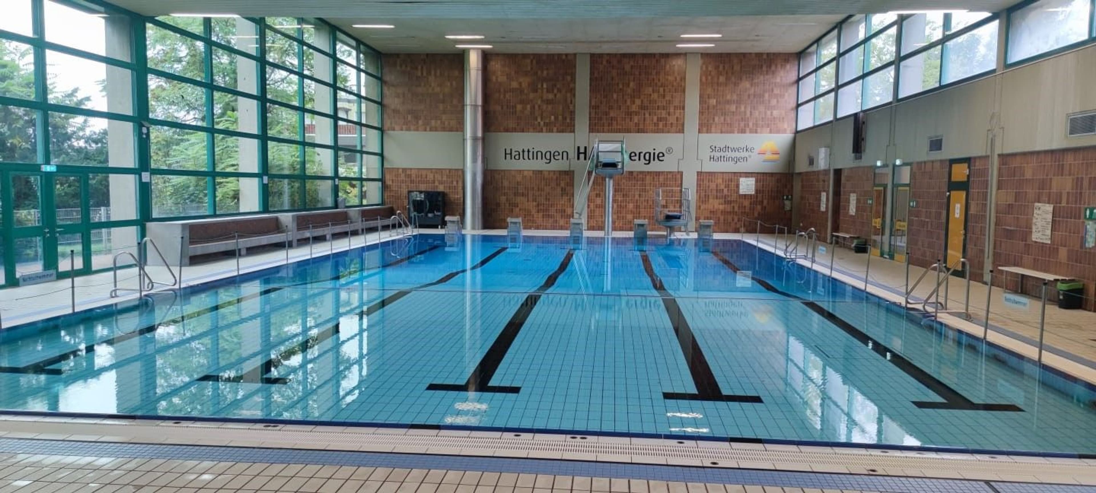 Hattingens Hallenbad bleibt länger geschlossen