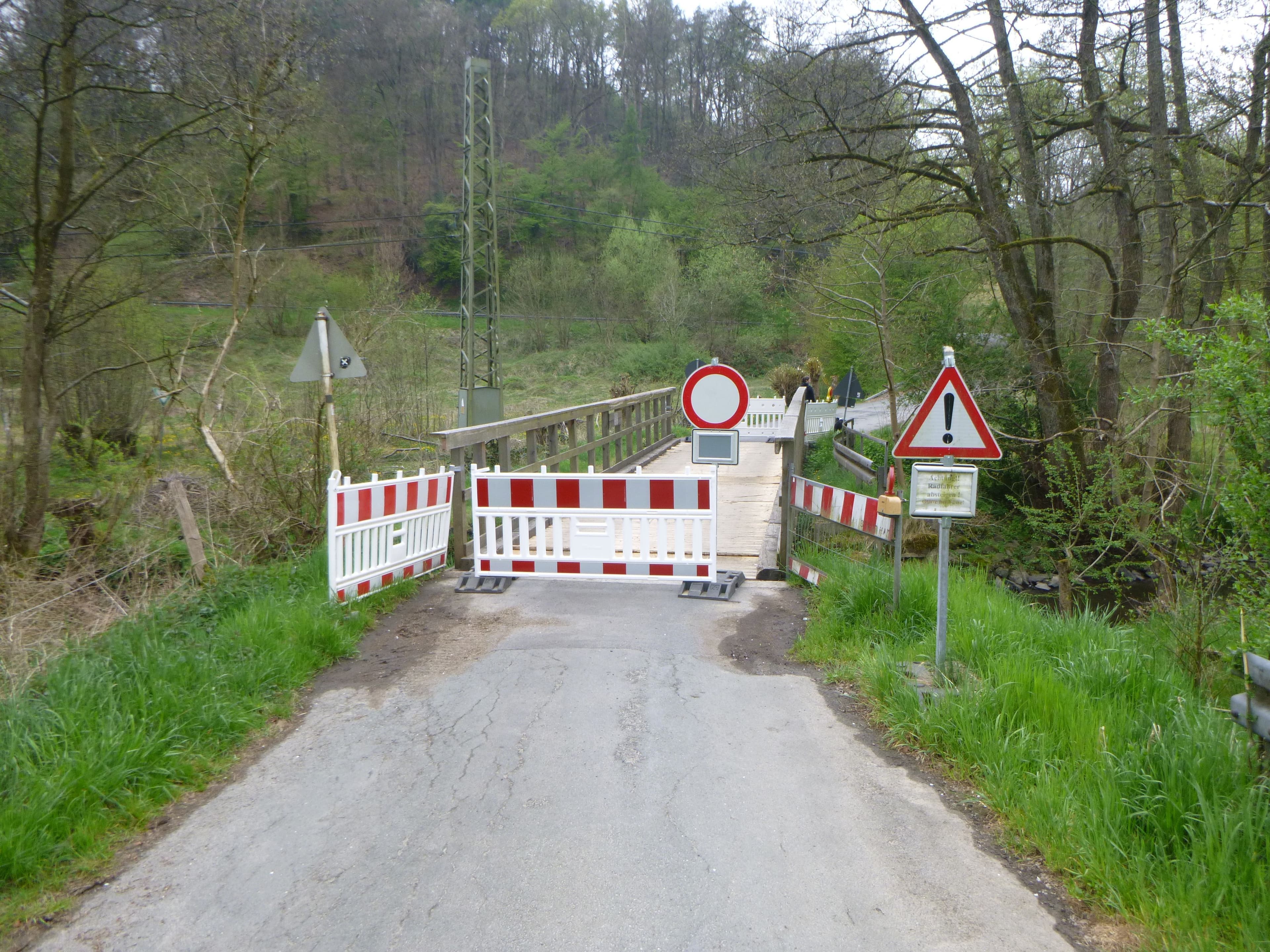 Holzbrücke in Hattingen/Ruhr gesperrt