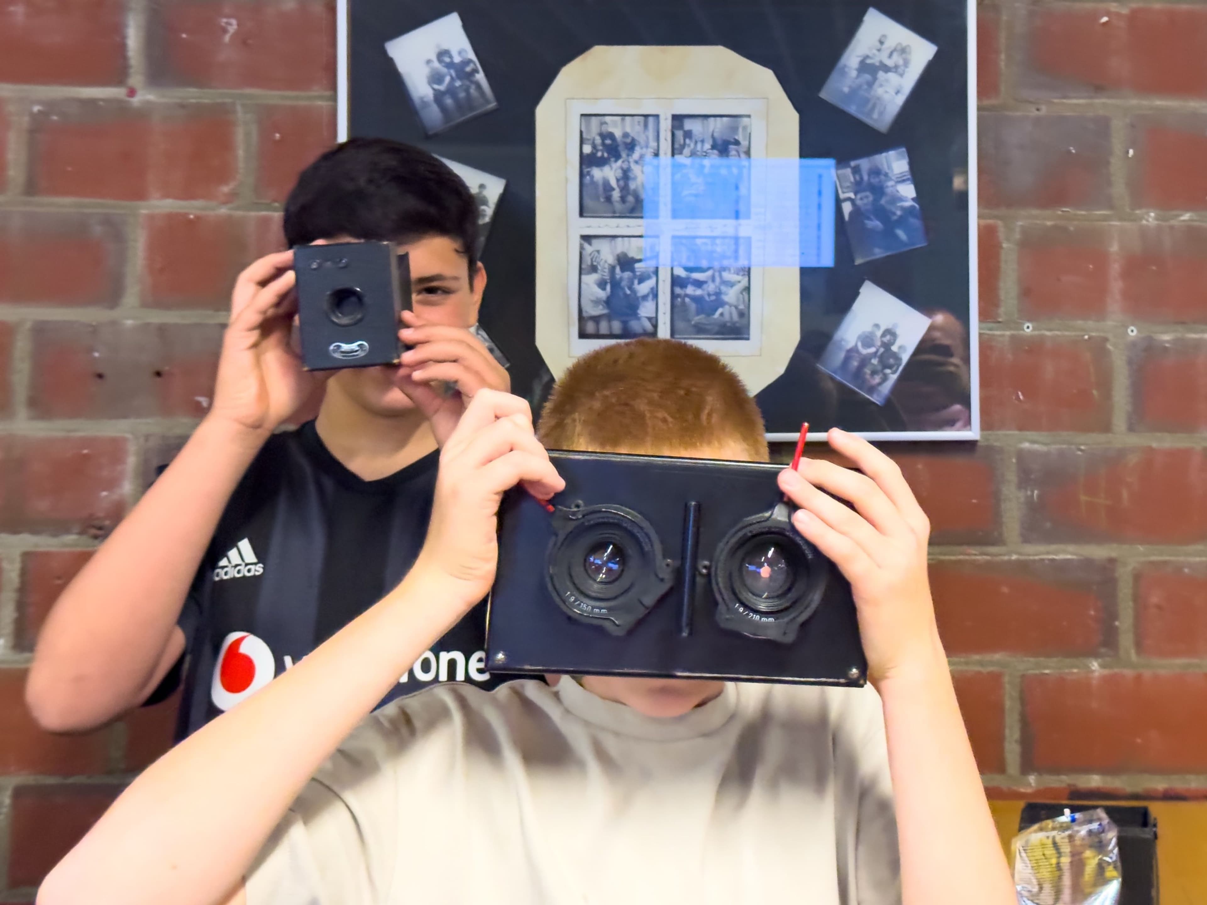 Jugendliche entdecken die analoge Fotografie