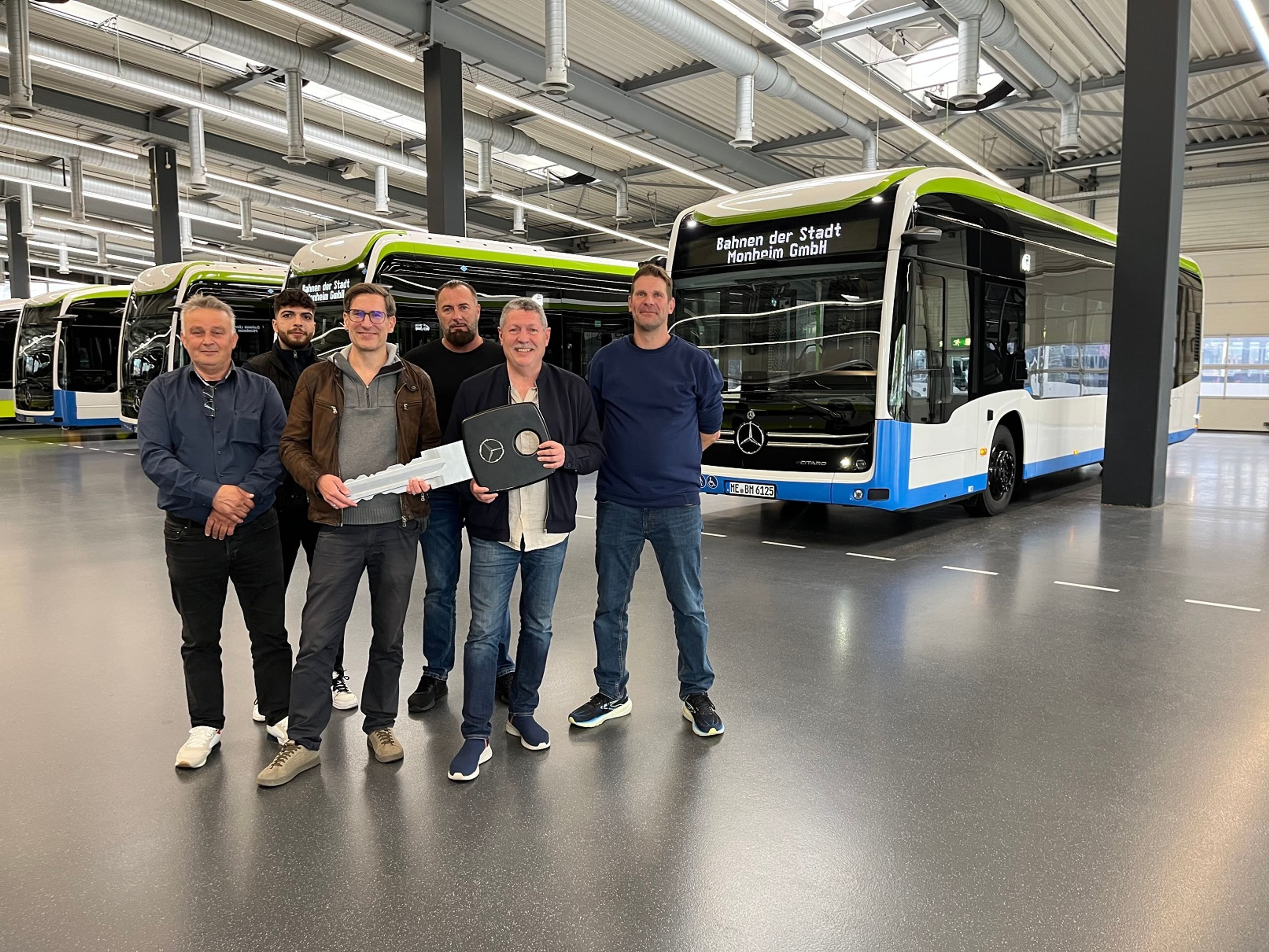 Monheim setzt auf emissionsfreie Busse