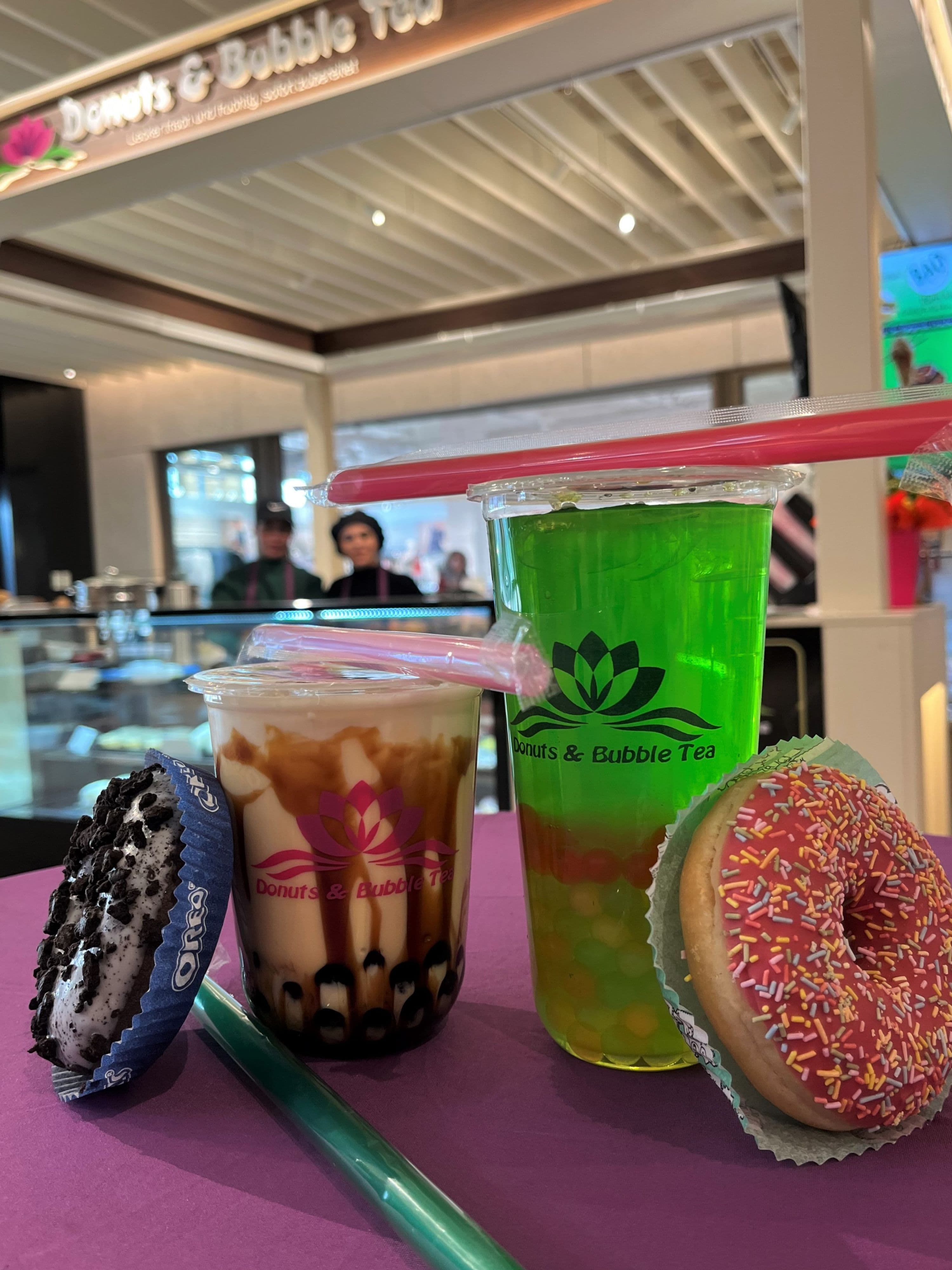 Monheimer Tor eröffnet exklusive Bubble Tea & Donuts!