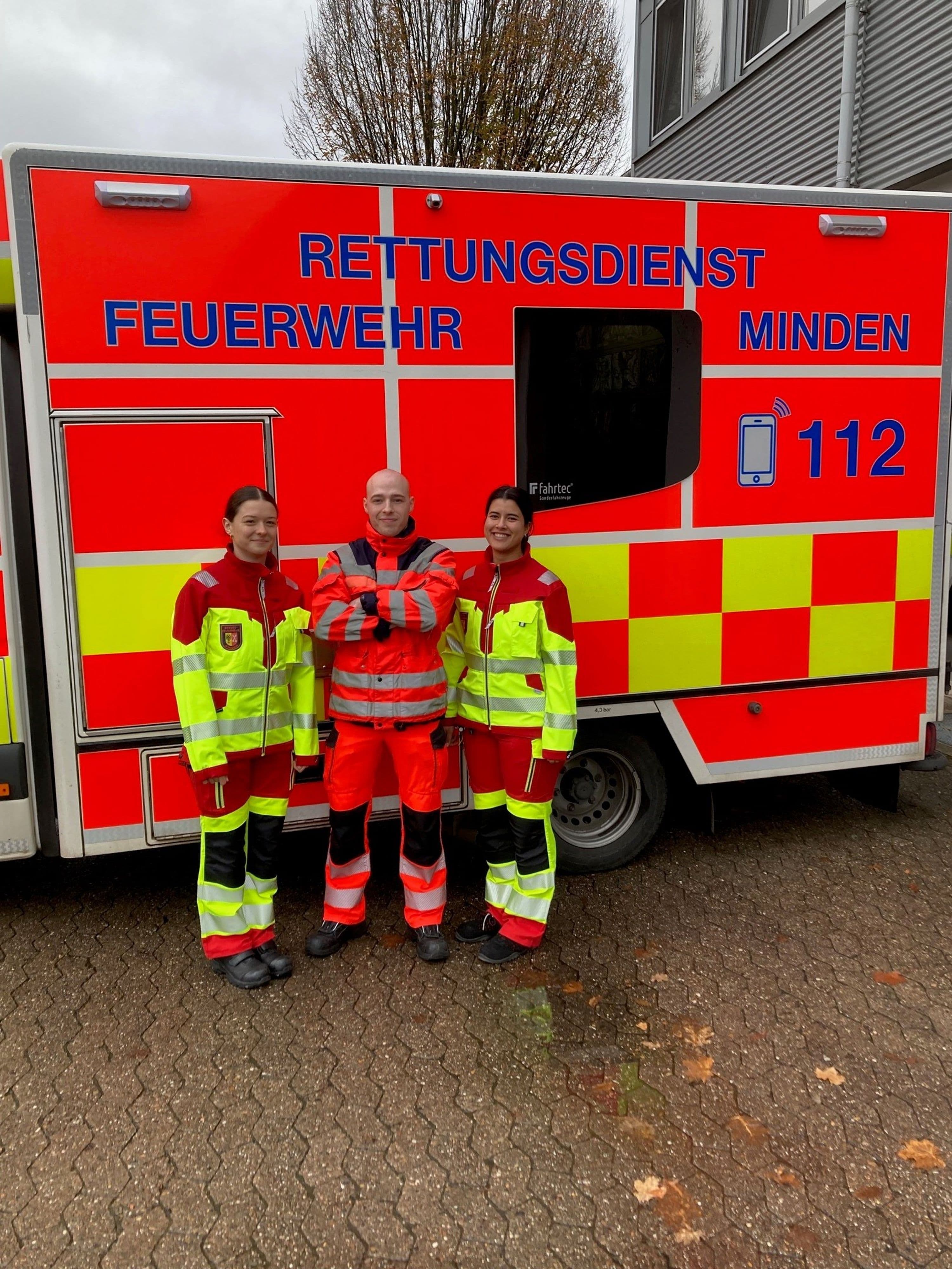 Neue Schutzkleidung für Mindener Rettungsdienst
