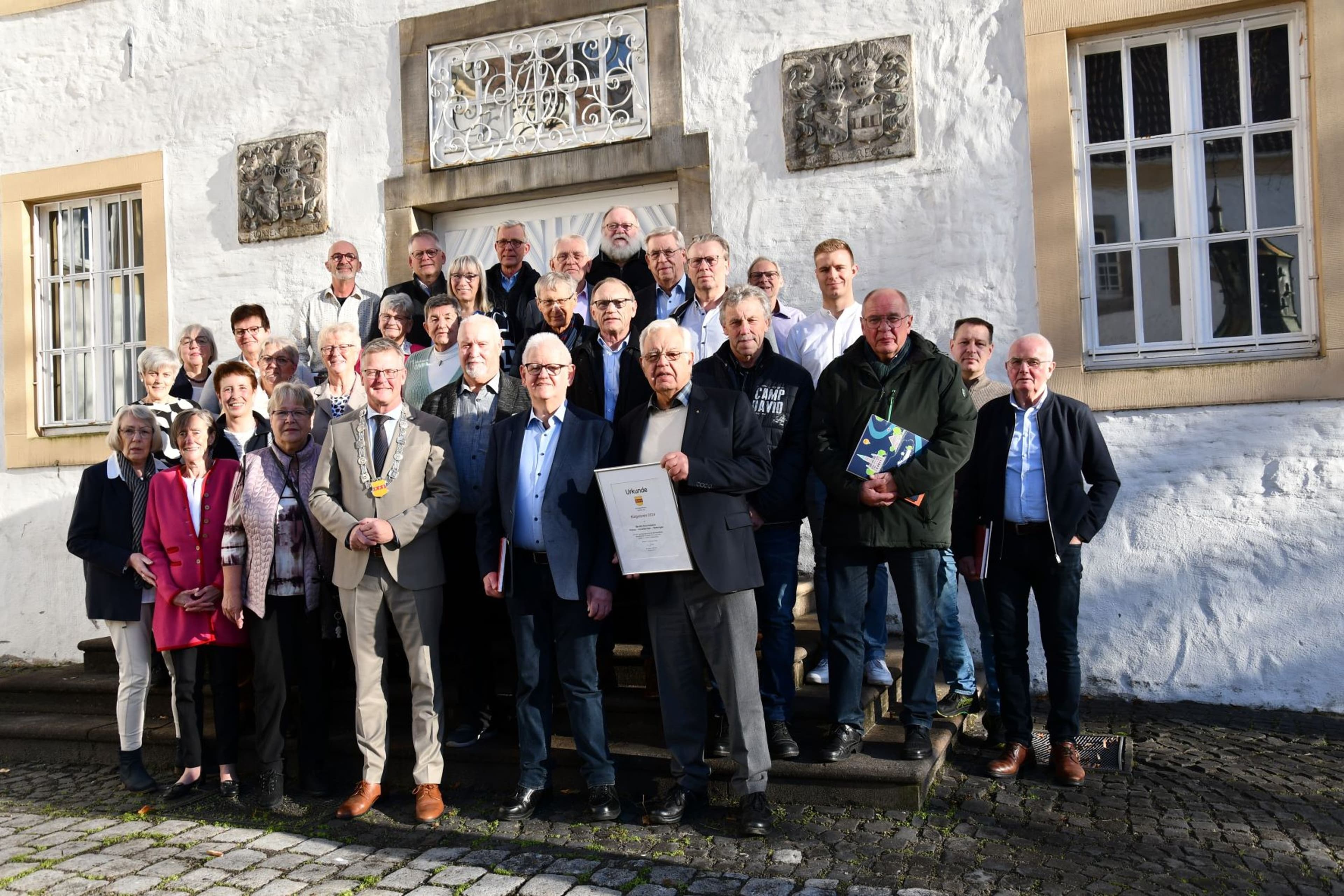 Rheine sucht engagierte Ehrenamtliche für Bürgerpreis 2025