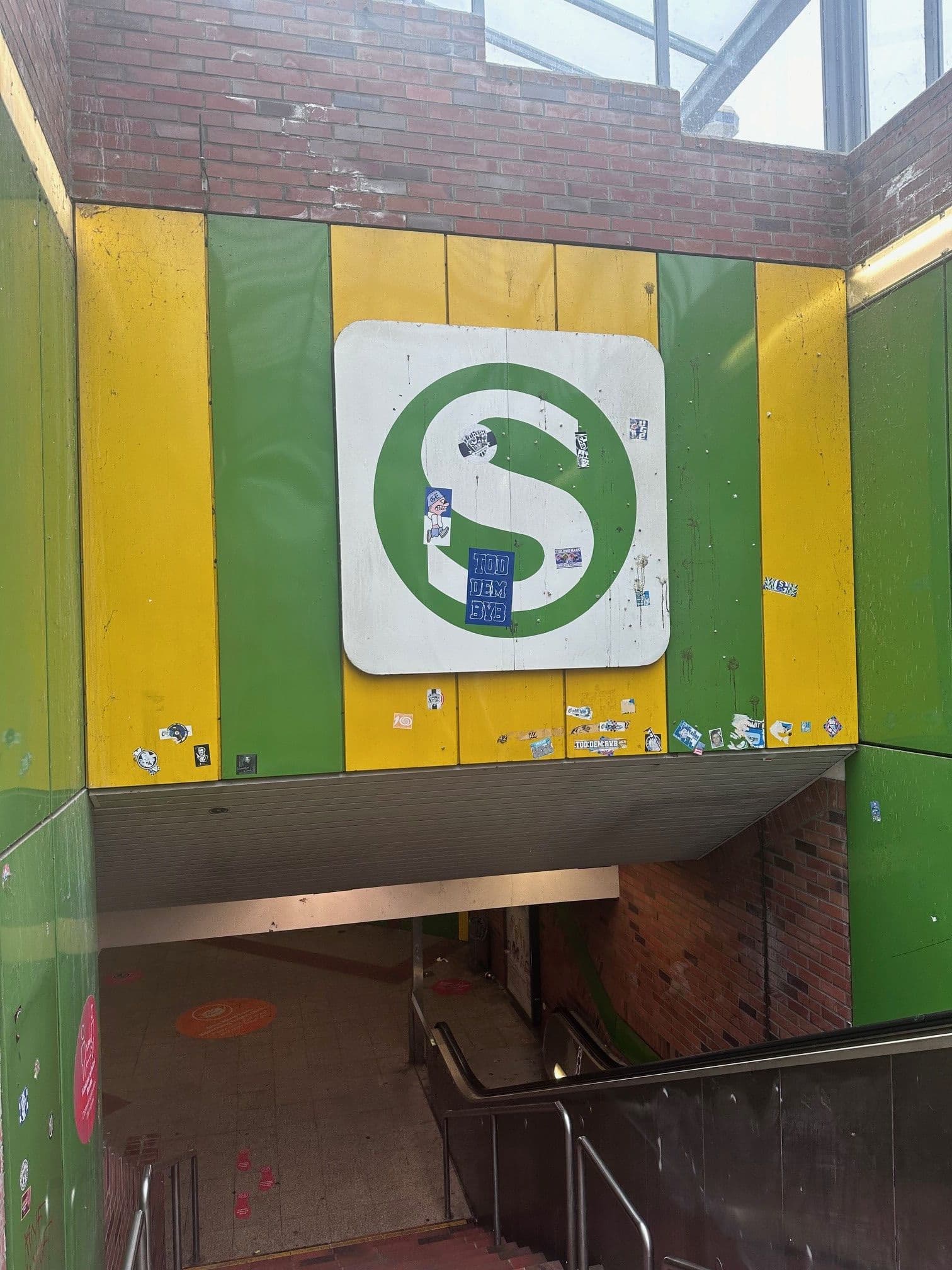 Umfassende Sonderreinigung am S-Bahnhof Hattingen Mitte