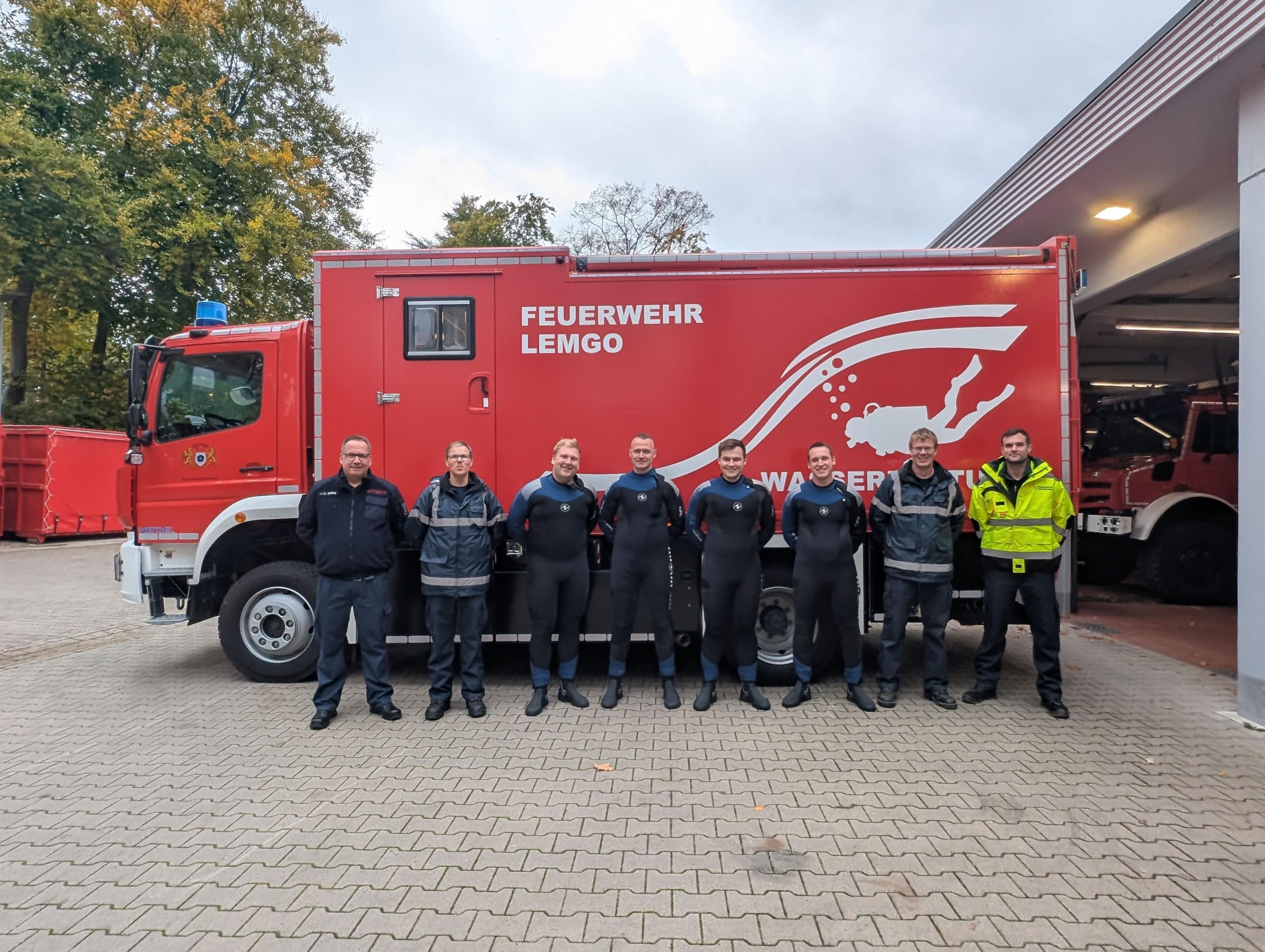 Vier neue Feuerwehrtaucher in Lemgo zertifiziert