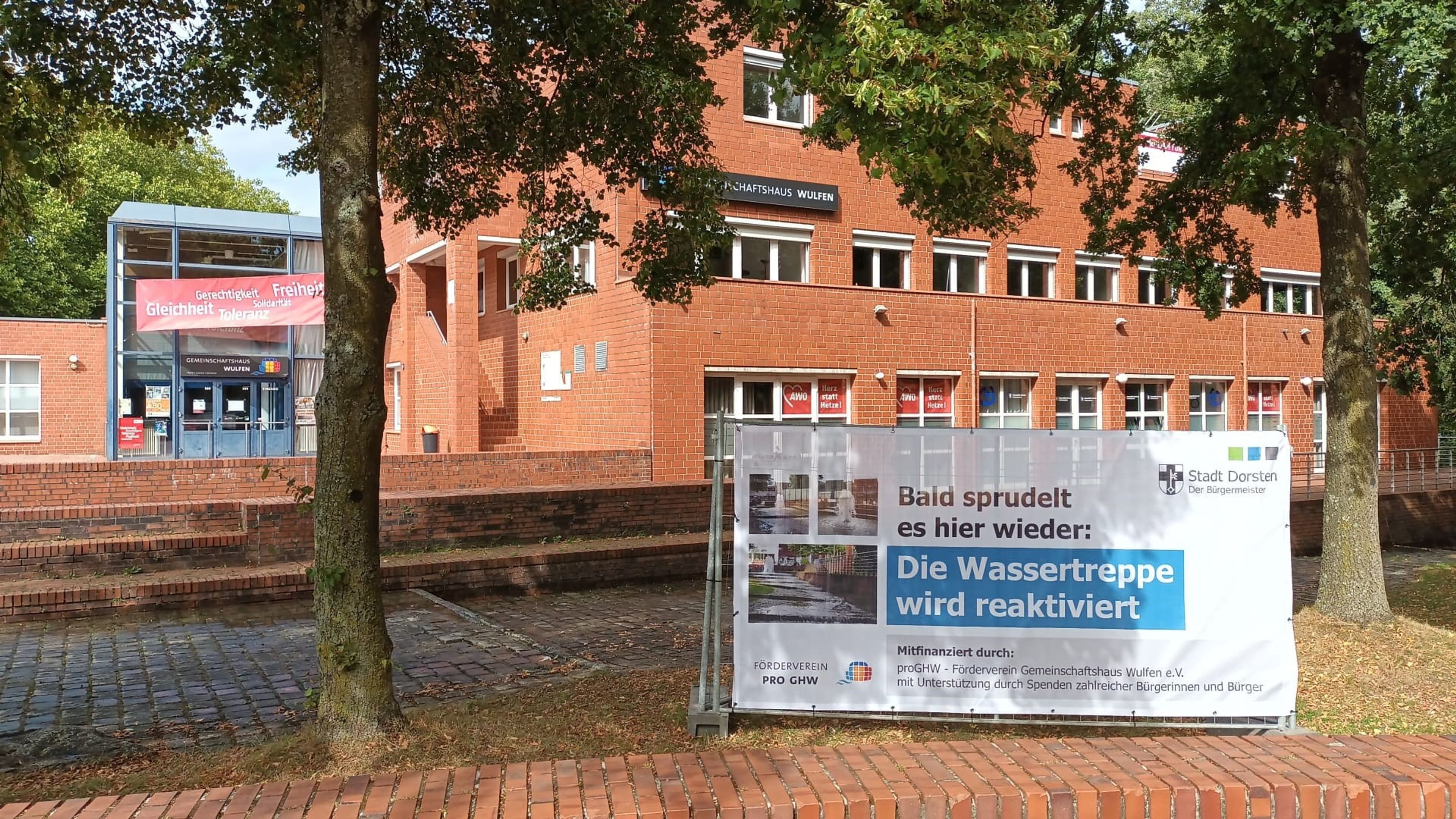 Wassertreppe in Barkenberg erstrahlt neu