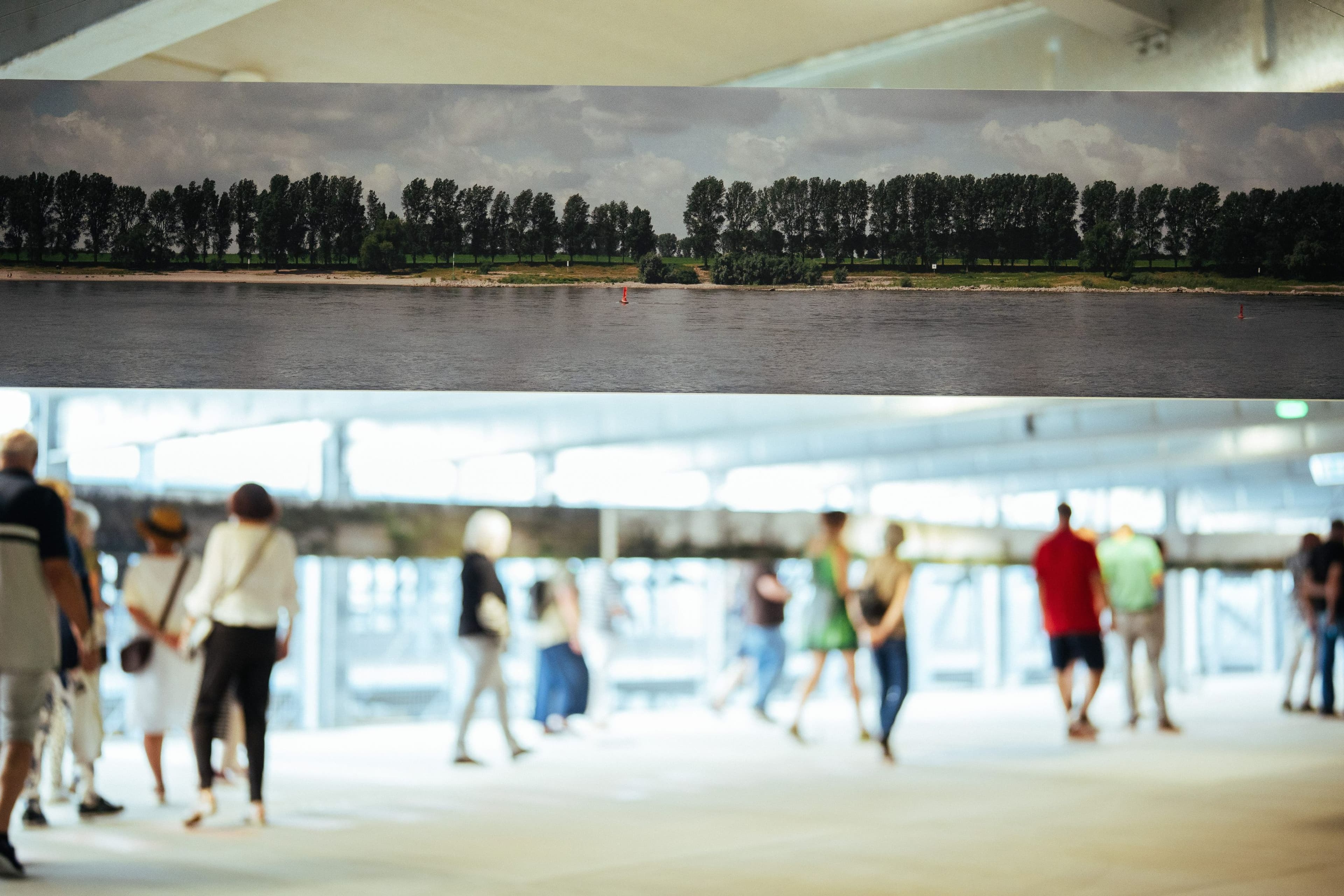 Weltrekord im Kulturraffinerie-K714-Parkhaus: Das längste Rheinfoto