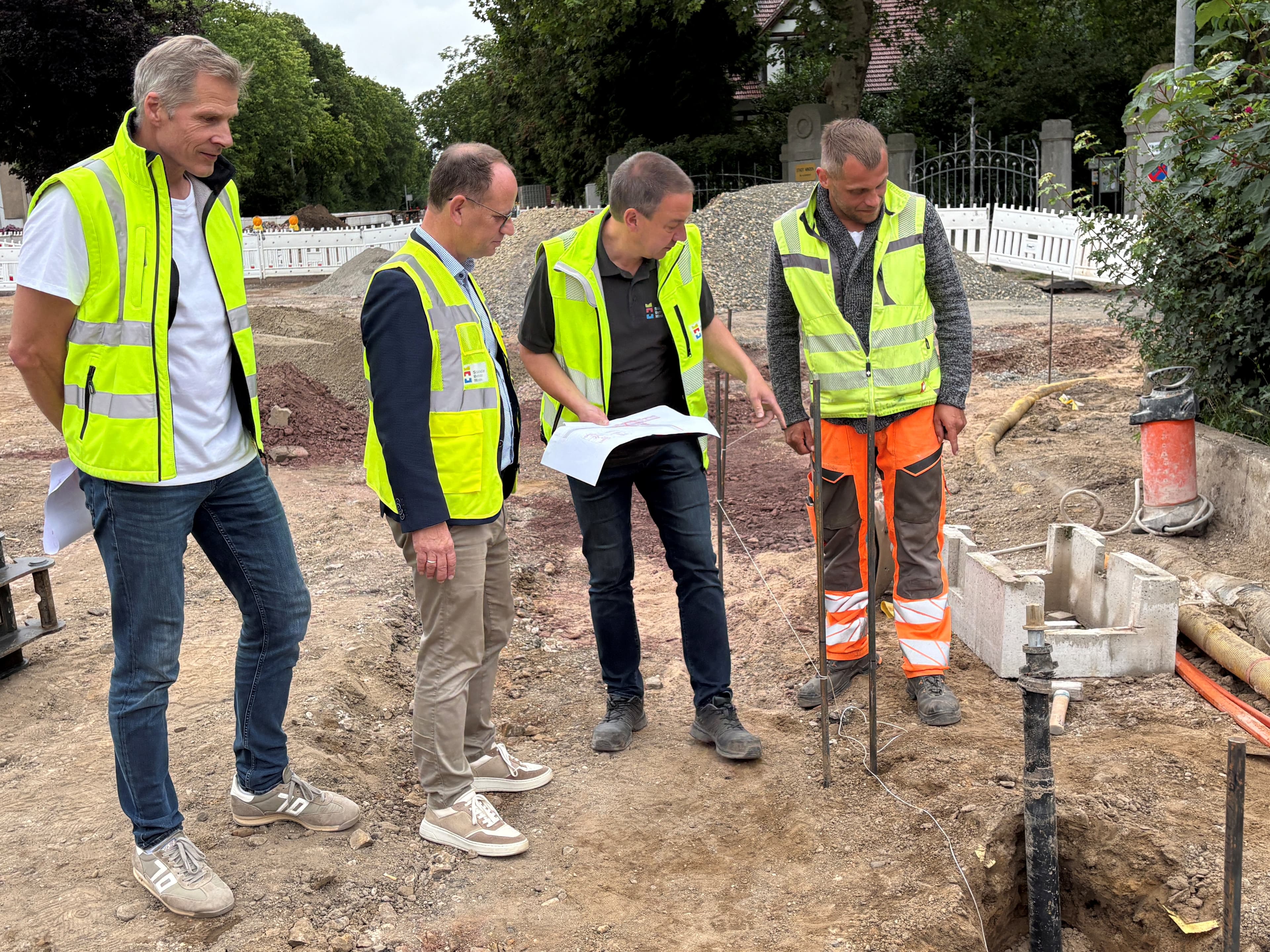 Bau-Update in der Stadt: Kreuzung Marienstraße/Saarring und Glacisbrücke