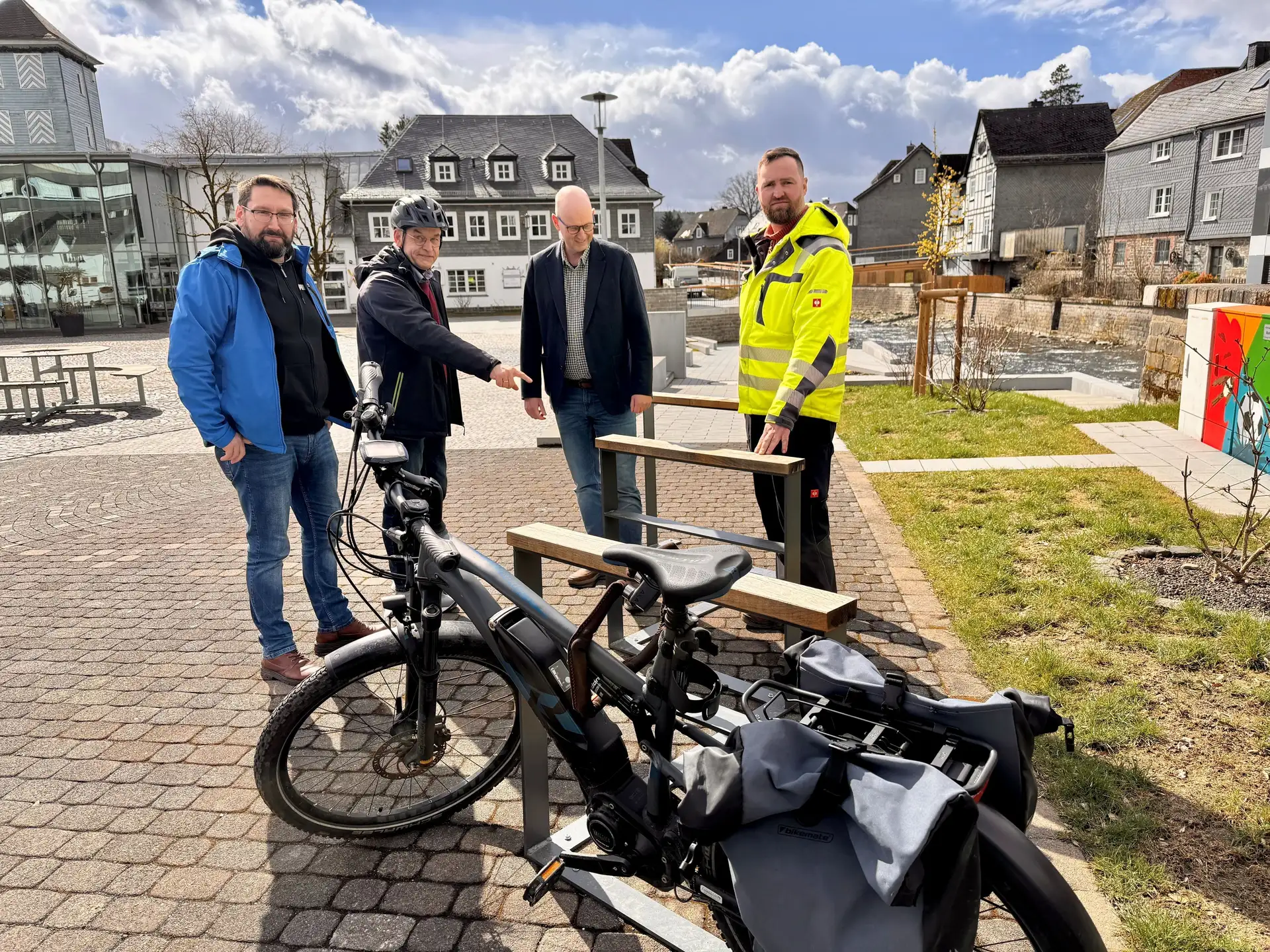 Bad Berleburg schafft 13 neue Fahrradparkplätze