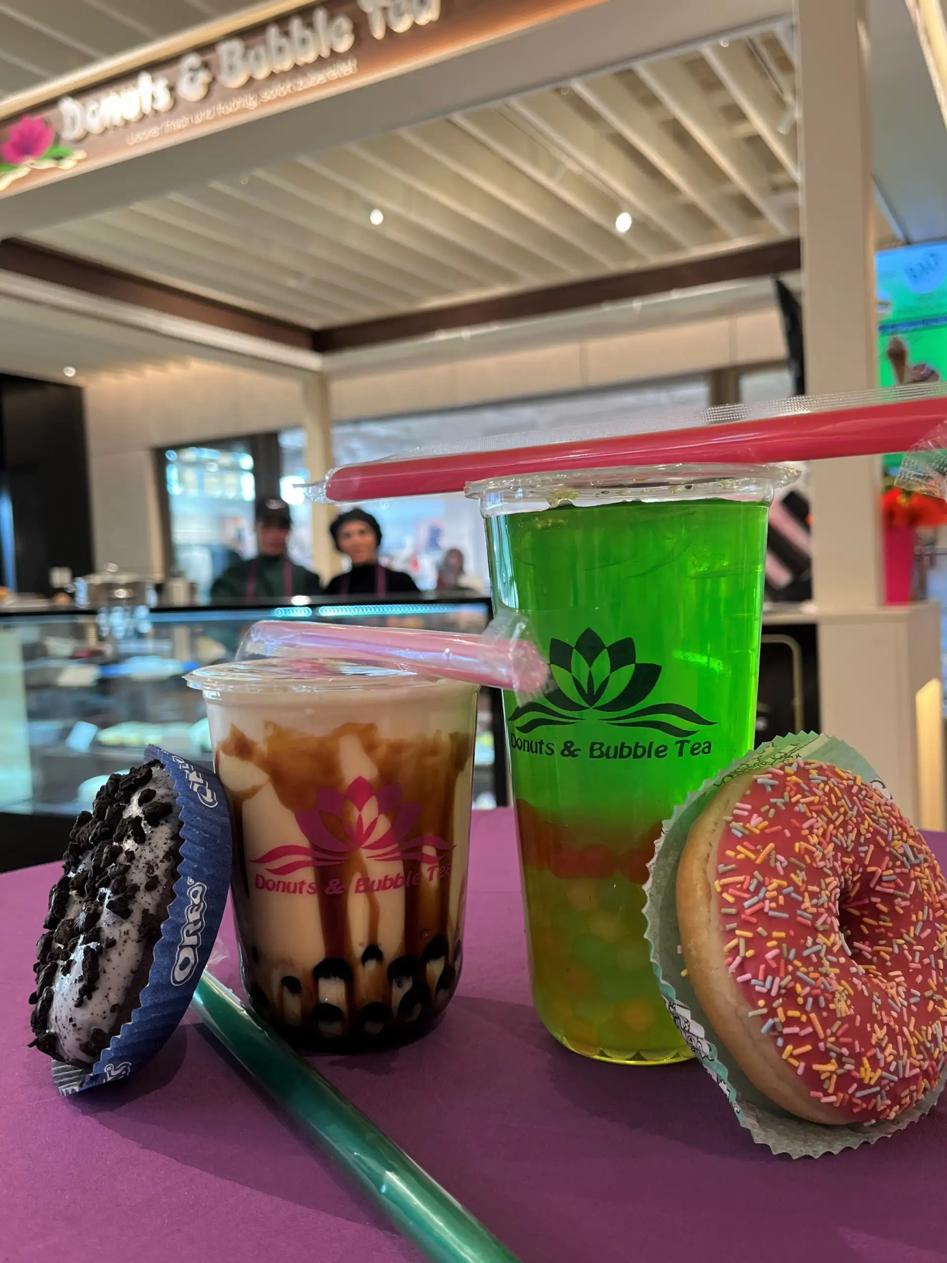 Monheimer Tor eröffnet exklusive Bubble Tea & Donuts!