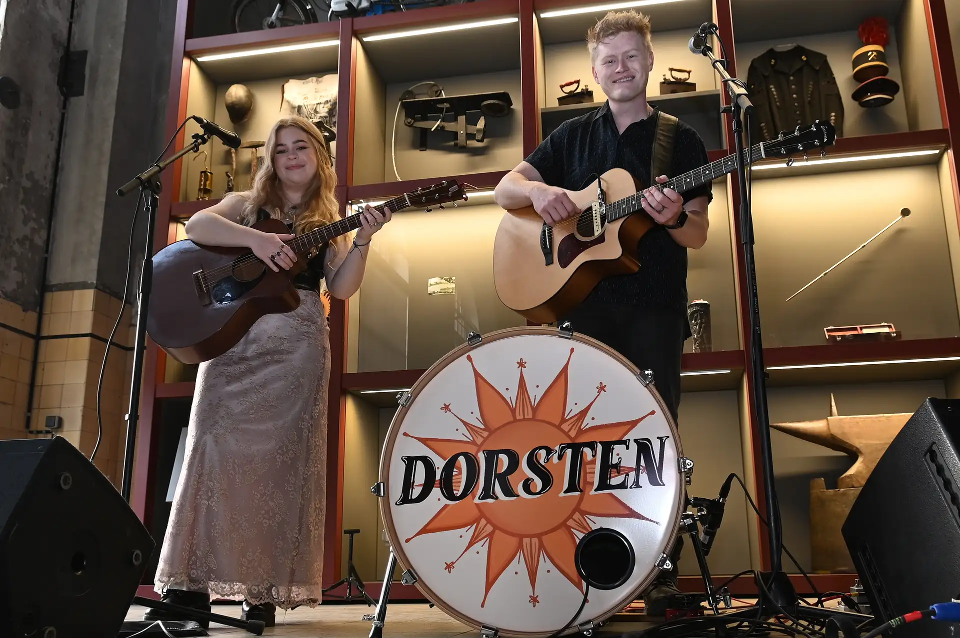 17.04.2024 - Dorsten - Foto Bludau: Ein ganz besonderen Konzert mit der amerikanischen Band Dorsten in der Maschinehalle in Hervest-Dorsten