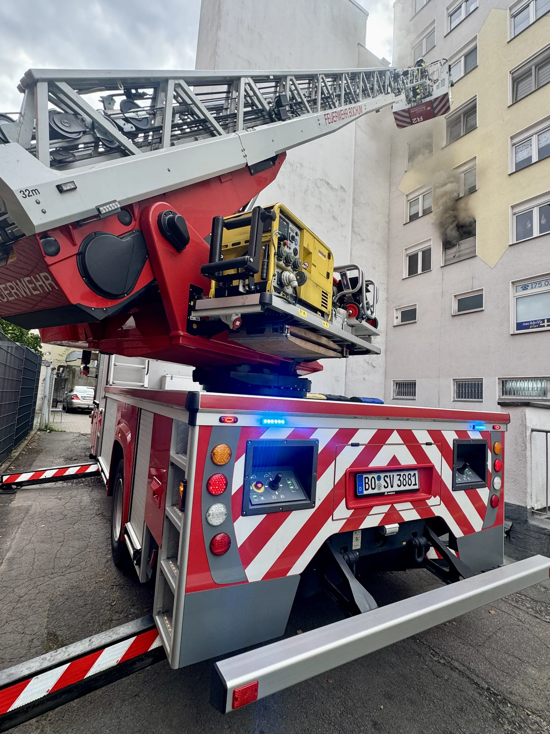 FW-BO: Wohnungsbrand in Bochum-Wattenscheid: Zwei Personen mit Rauchgasvergiftung
