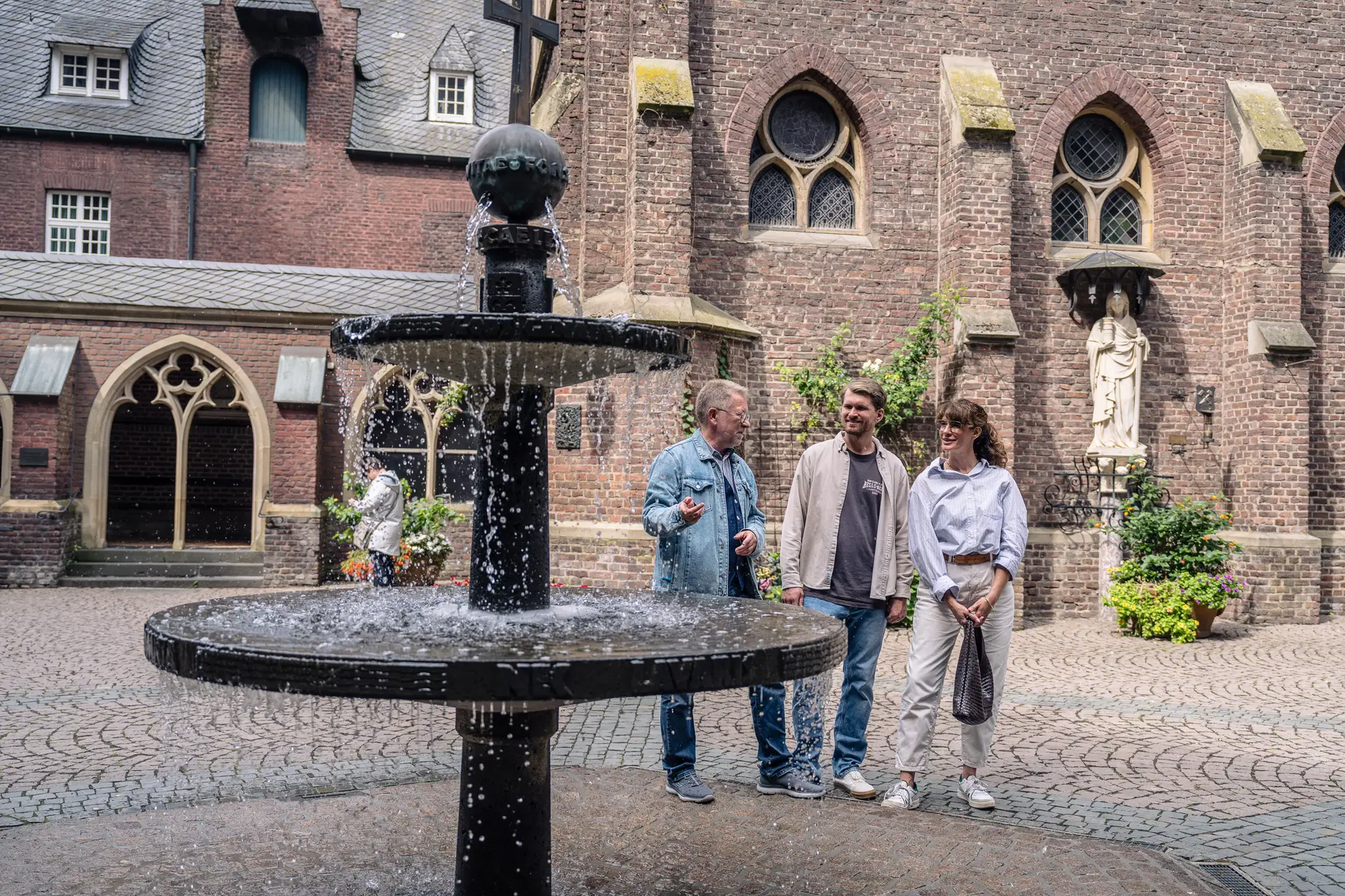 Brunnen in Kevelaer im Rahmen der Familienführung „Von Brunnen zu Brunnen“.