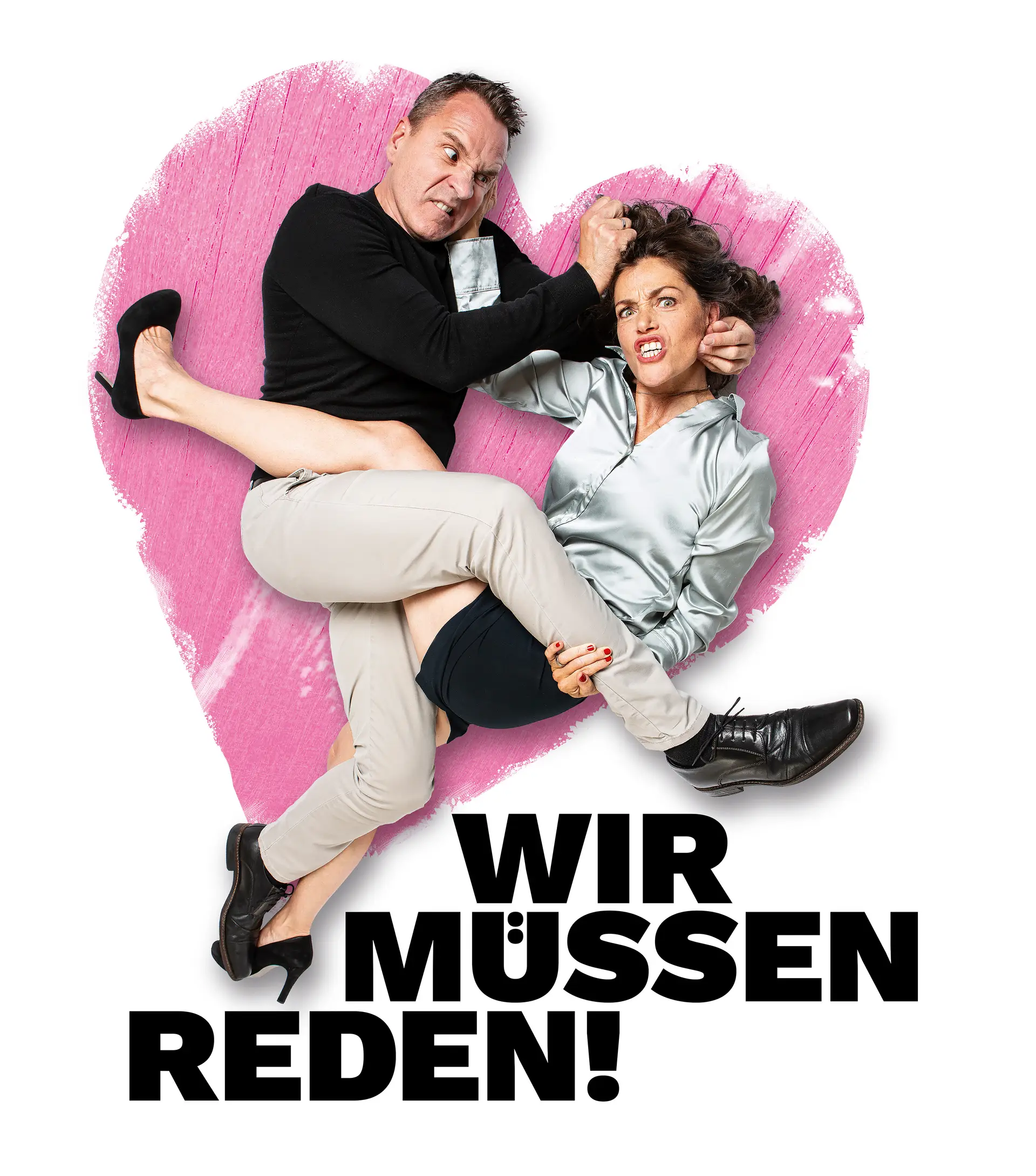 Bühnenaufnahme mit Figuren/Requisiten im Rahmen einer Puppenspiel-Inszenierung.