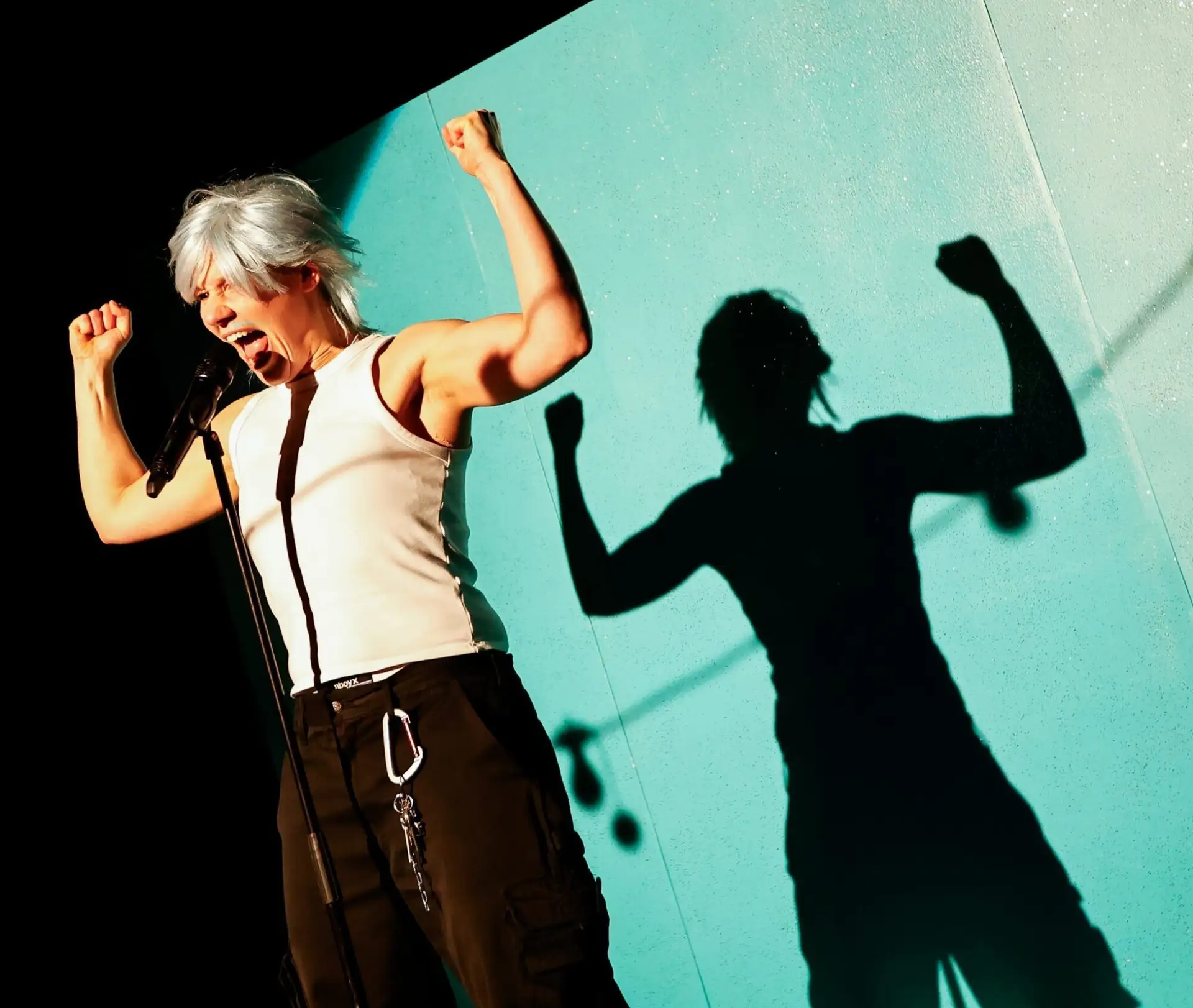 Theaterbühne der Burghofbühne Dinslaken, vermutlich mit Bezug zum Jugendtheaterstück „Müsli“.